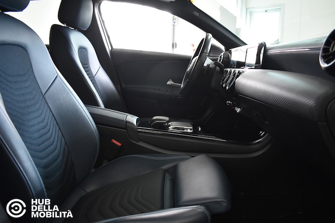 MERCEDES-BENZ A 180 d Automatic Business Extra